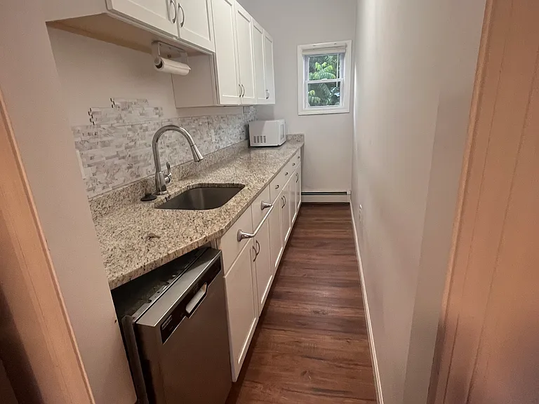 9 Whittier St #2 — Photo 7