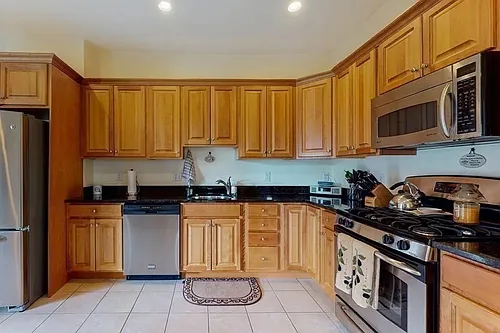 133 Brown St #4 Photo 1