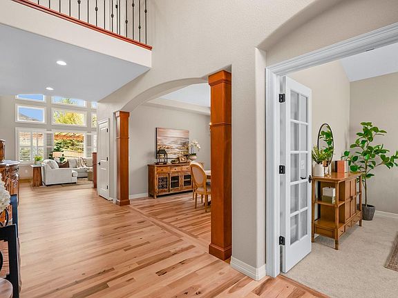 3rd image of 3550 Green Spring Dr