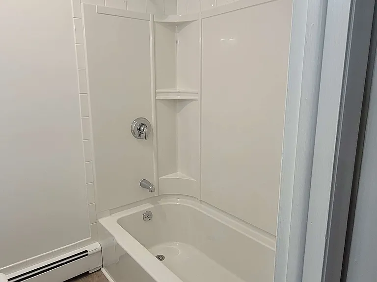 4 Elm St #5 — Photo 7