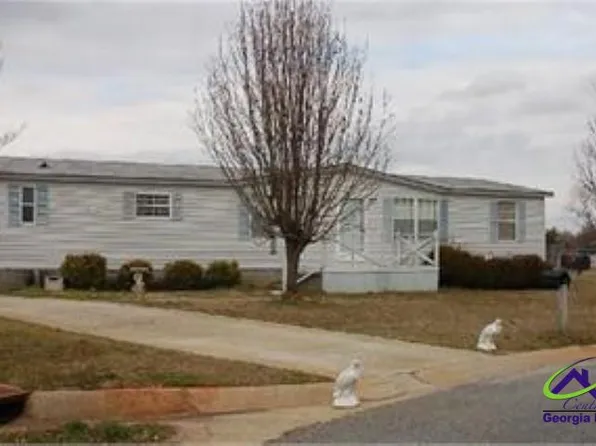 110 Brighton Dr, Byron, GA 31008