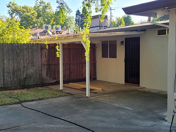 4th image of 1486 51st St
