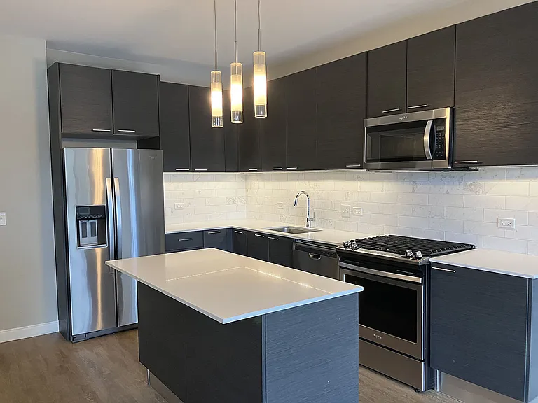 HIGHPOINT Clarendon Hills — Photo 61