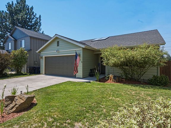 2nd image of 61382 SE Geary Dr