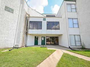 2826 S Bartell Dr APT 37, Houston, TX 77054
