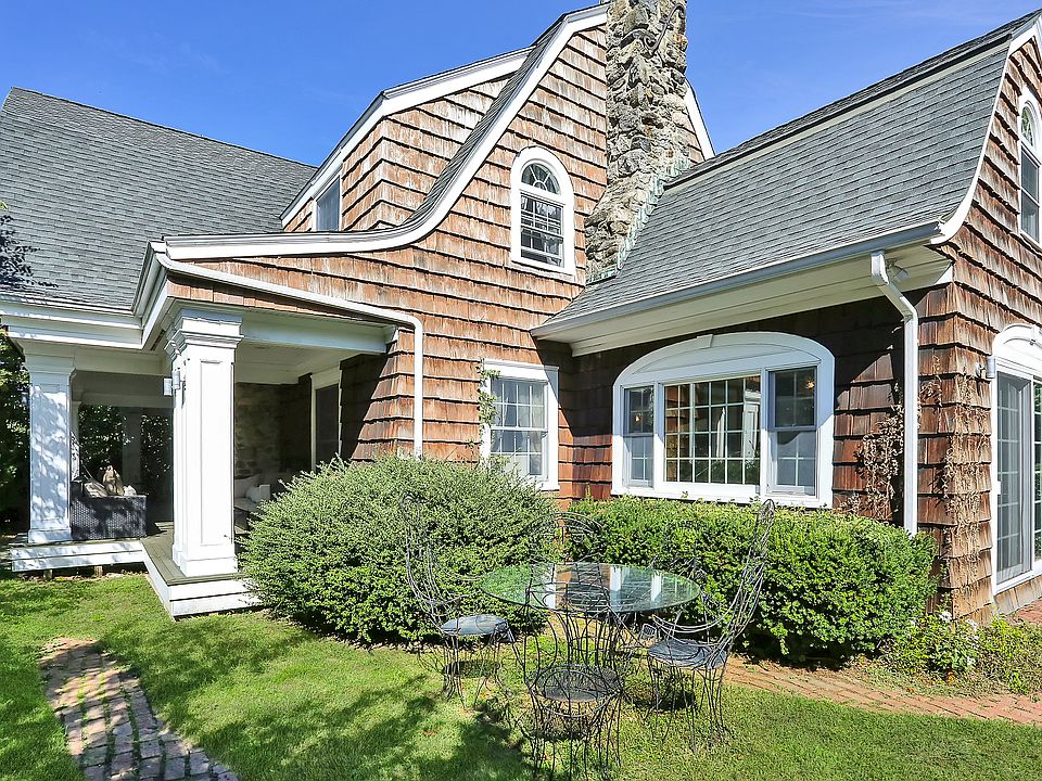 1st image of 119 Cherry Valley Ave