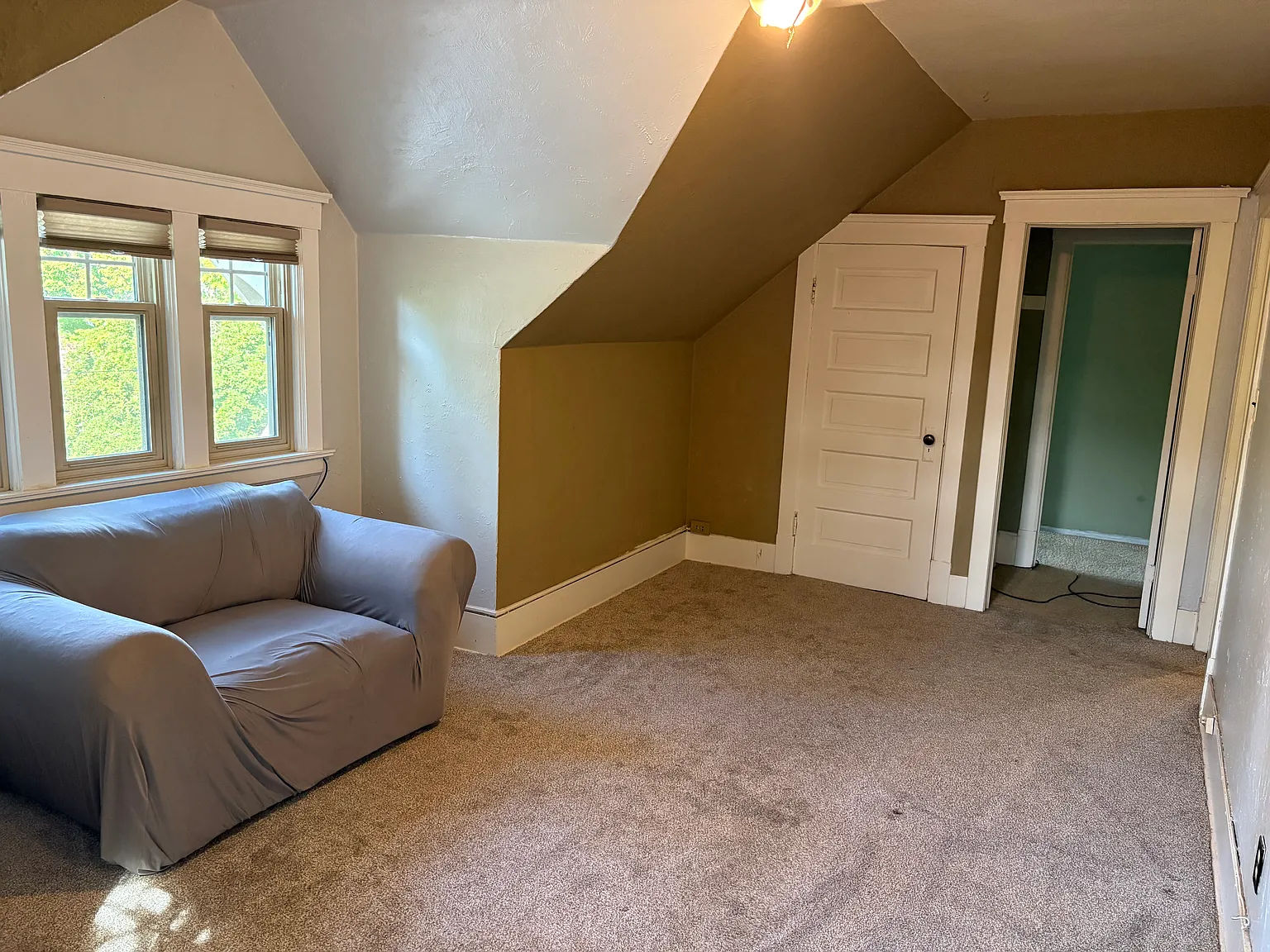 1 bed, $985 — Photo 3