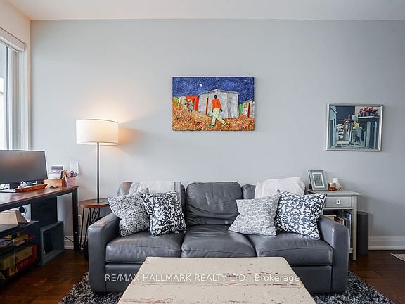 3rd image of 80 John St #3704