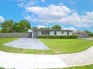 5001 SW 113th Ct, Miami, FL 33165
