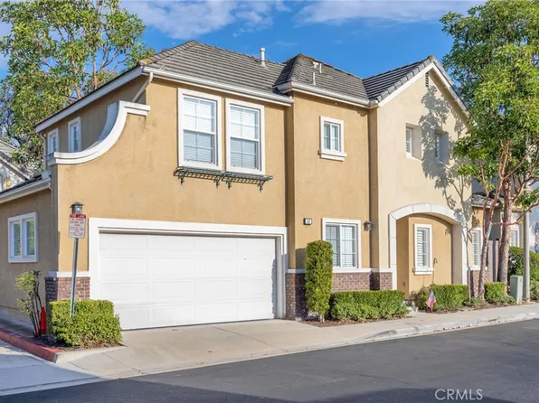 36 Bloomfield Ln, Rancho Santa Margarita, CA 92688
