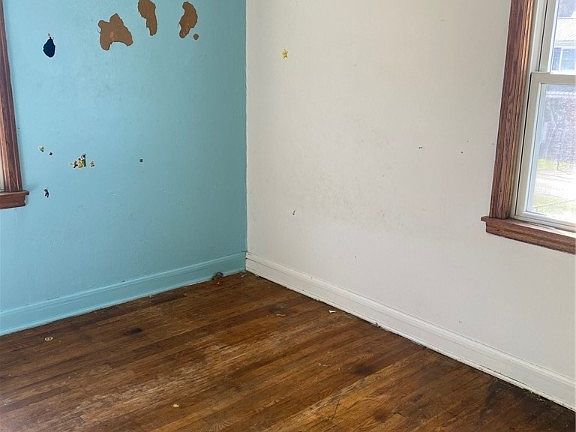 5th image of 3405 Lee Ave
