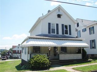 214 N 5th St, Youngwood, PA