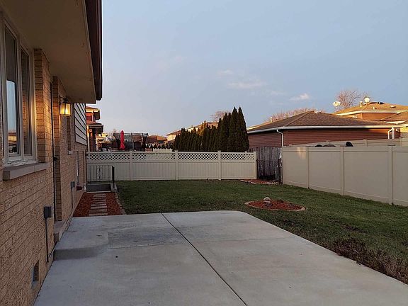 2nd image of 16601 Cherry Hill Ave