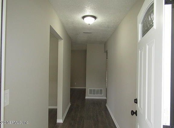 2nd image of 1705 Bay Cir W