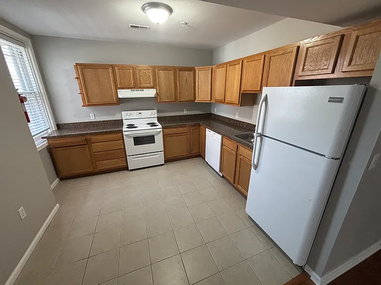 802 N Broom St #2 — Photo 3