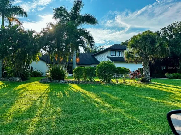 4588 Baycedar Ln, Sarasota, FL 34241