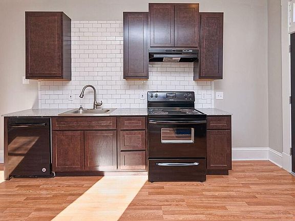 4th image of 3006 McNair Ave #2F