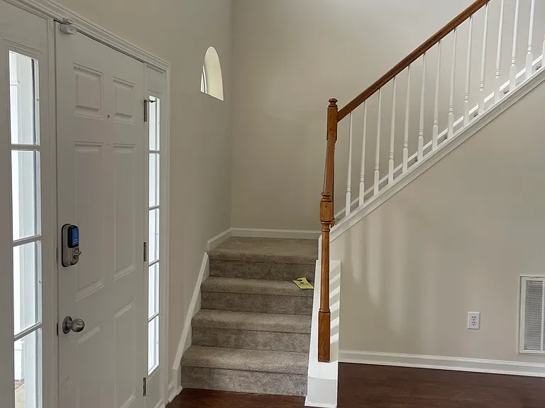 101 Long Ridge Dr — Photo 3