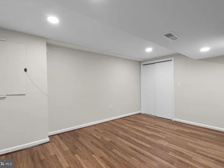 3351 Buehler Ct #99 — Photo 35