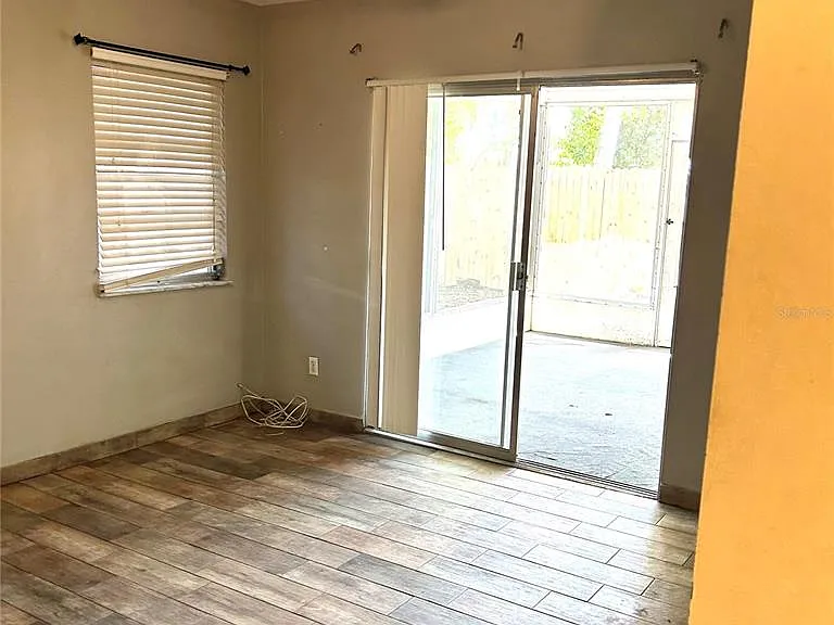 2152 Greenbriar Blvd — Photo 34