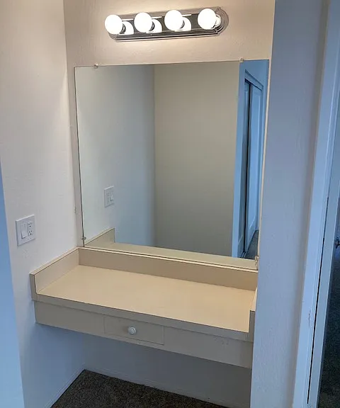 Vanity counter