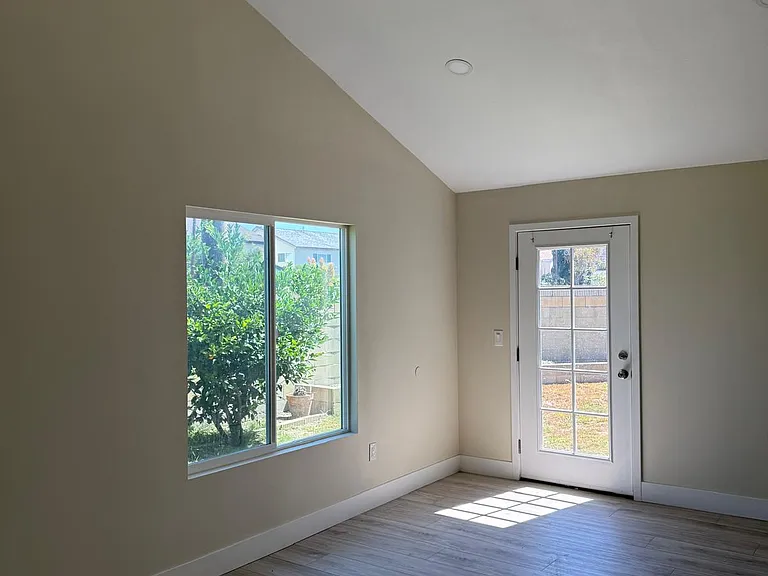 11619 Gonsalves St — Photo 17