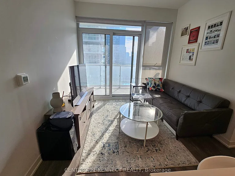 20 Richardson St #1407 — Photo 25
