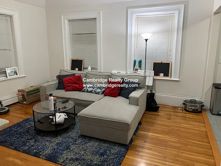 41 Crescent St #2 — Photo 4