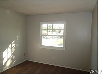 5th image of 335 E Kendall St