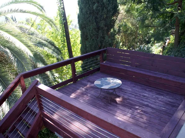 6210 Temple Hill Dr, Los Angeles, CA 90068