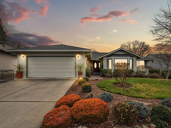 2nd image of 2414 Heritage Way