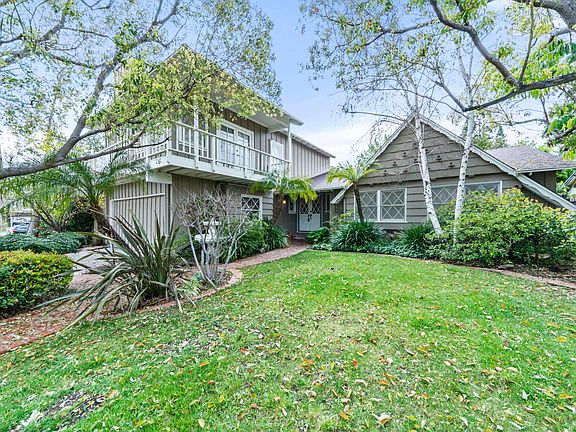 2nd image of 23804 Oxnard St