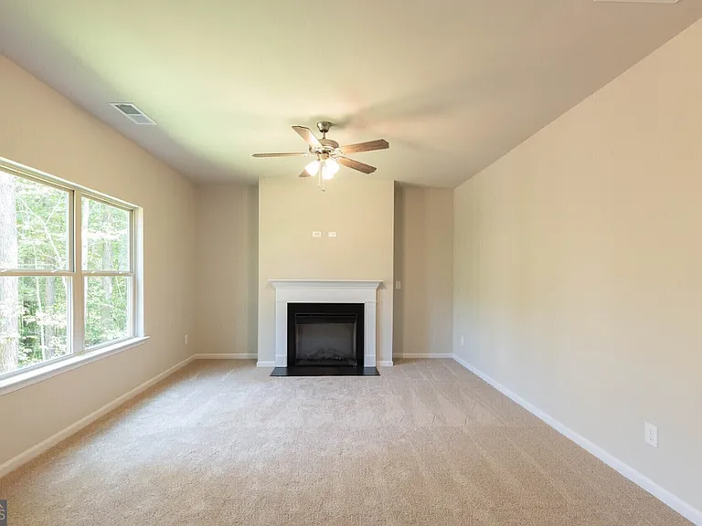 151 Cherokee Rose Dr — Photo 4