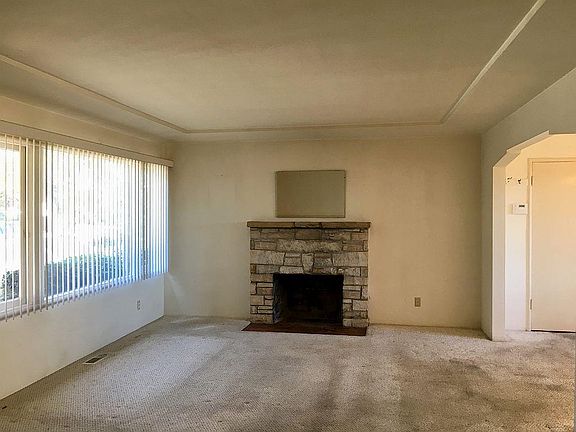 5th image of 1611 Escalona Dr