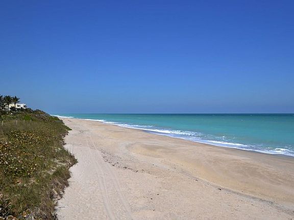 5th image of 5400 Highway A1a