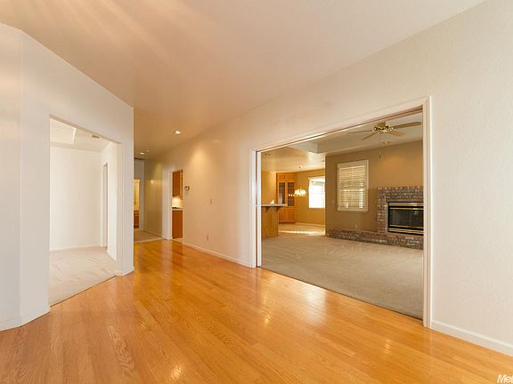 4th image of 1830 Bradley Estates Dr