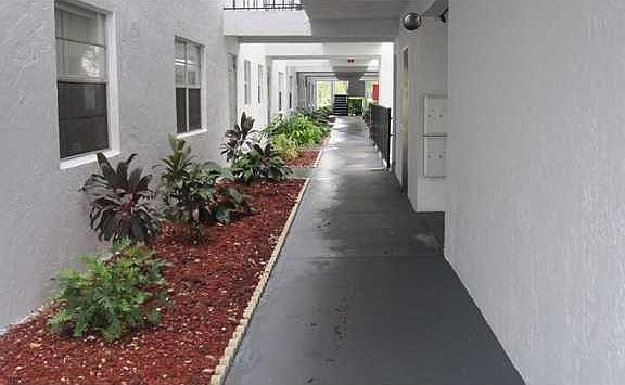 4th image of 3000 E Sunrise Lakes Dr #304