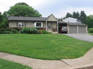 1327 Manor Blvd, Lancaster, PA