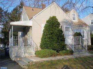 22 Gedney Rd, Lawrence Township, NJ 08648