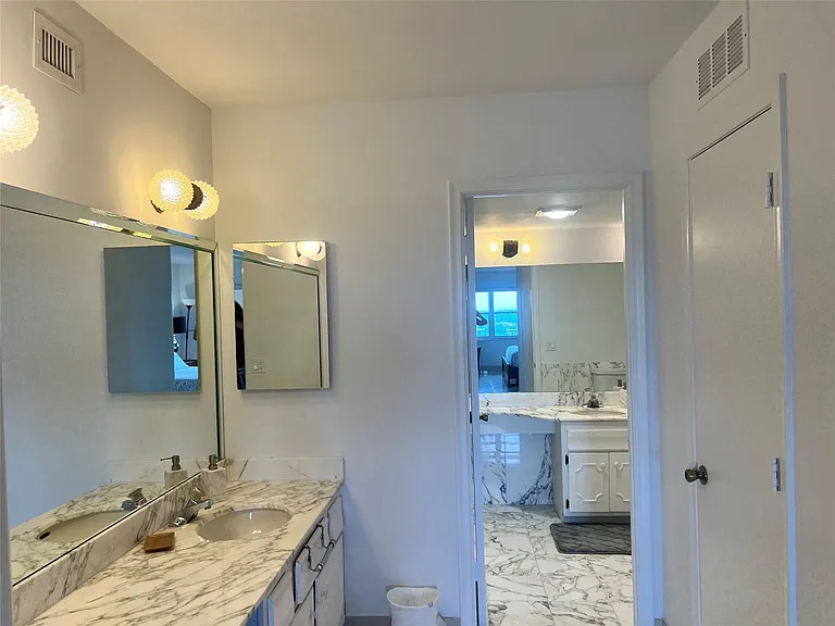 5100 N Ocean Blvd #1115 — Photo 24