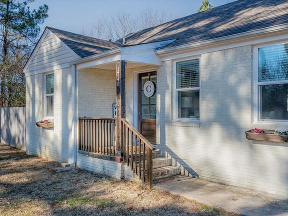 4th image of 1740 Donelson Dr