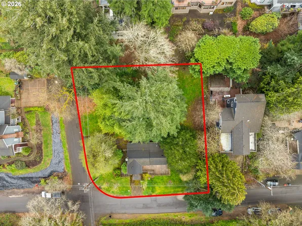 1408 Pine St #8/9, Lake Oswego, OR 97034