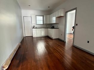 53 Palmer Ave #B, Jewett City, CT 06351