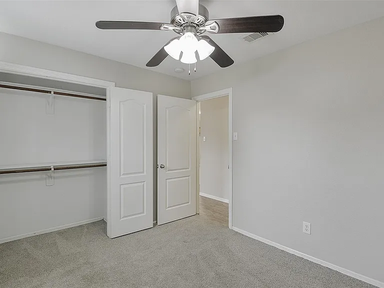 24415 Strong Pine Dr — Photo 16