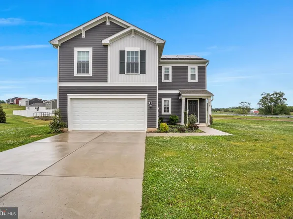 18 Smokehouse Rd, Carlisle, PA 17013
