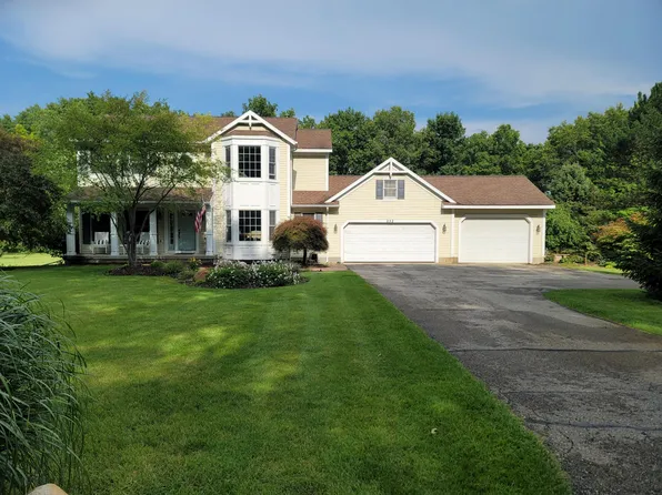 252 Rollingbrook Dr NE, Ada, MI 49301