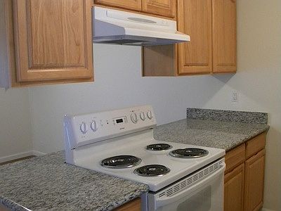 5th image of 2617 Rossiter Ln #2617