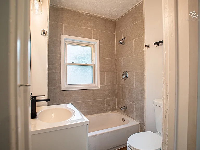 5134 Bellefontaine Ave — Photo 11
