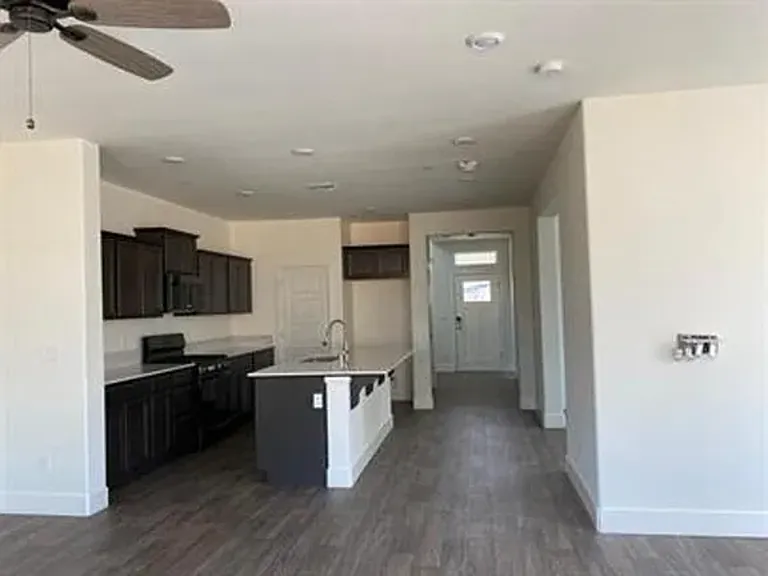 2434 Urdaneta Way — Photo 23