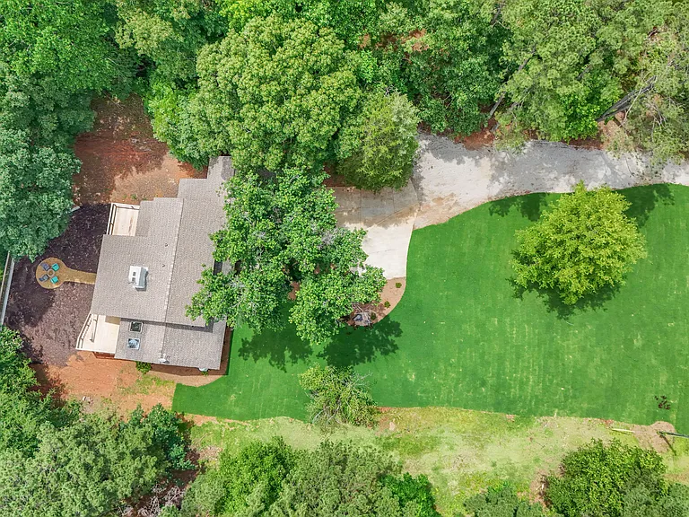 212 Southland Dr — Photo 76